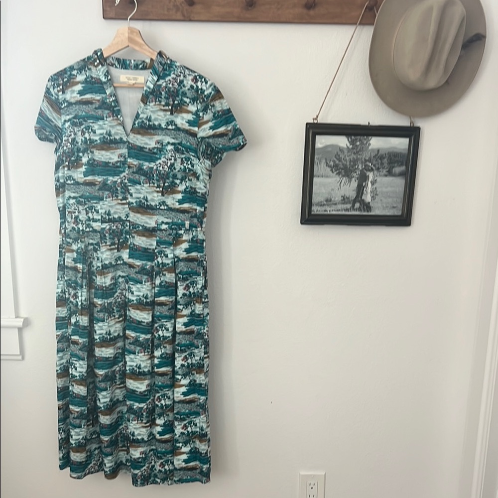 Elegant Teal Patterned Dress